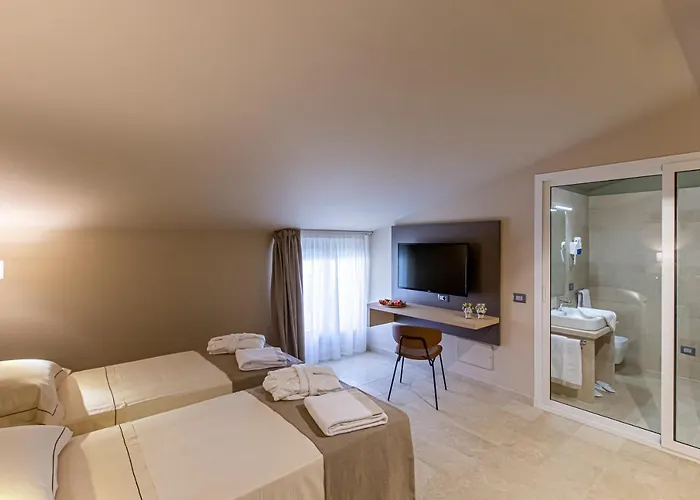 Charme Simon Bolivar 4* Νότο